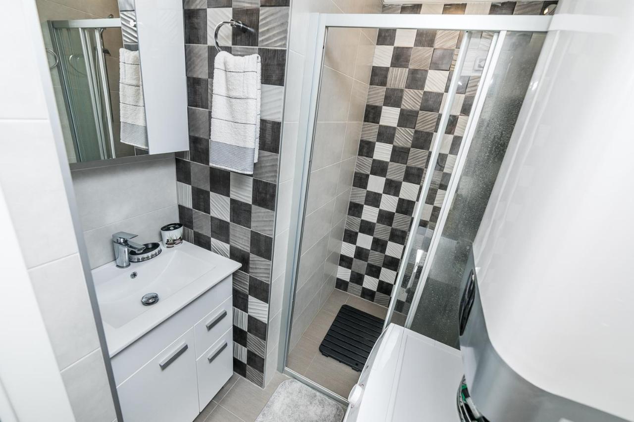 Gray Luxe Apartment Belgrade