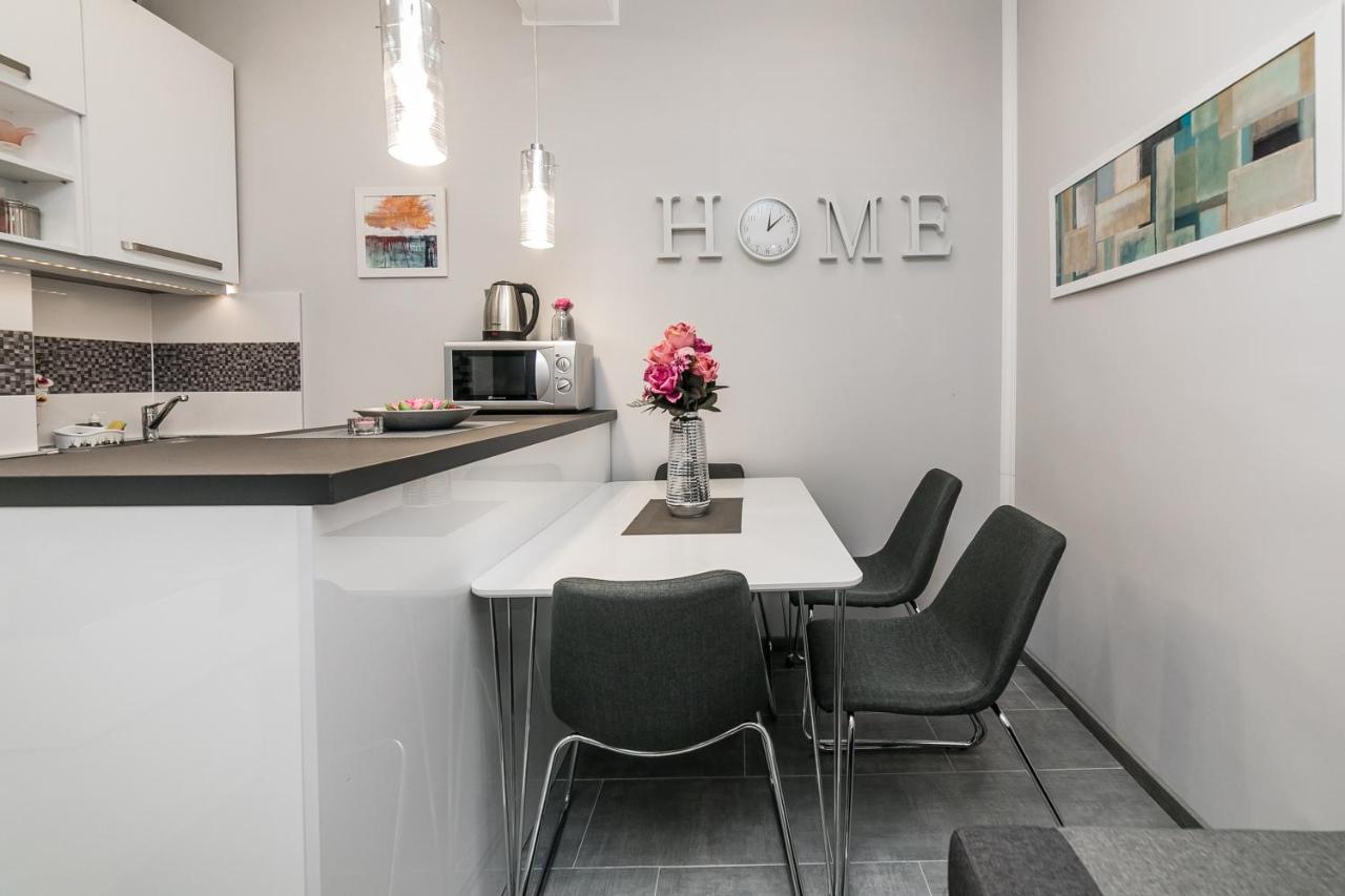 Apartment Gray Luxe *
