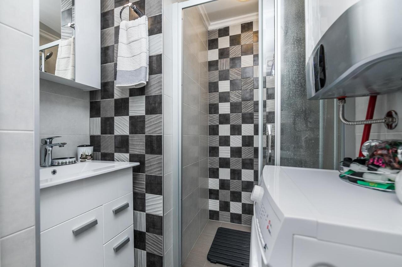 Apartment Gray Luxe *