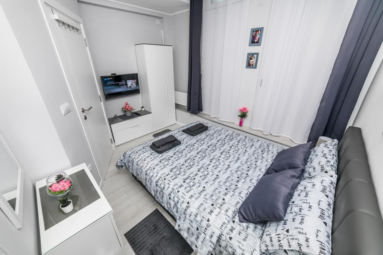 Gray Luxe Apartment Belgrade