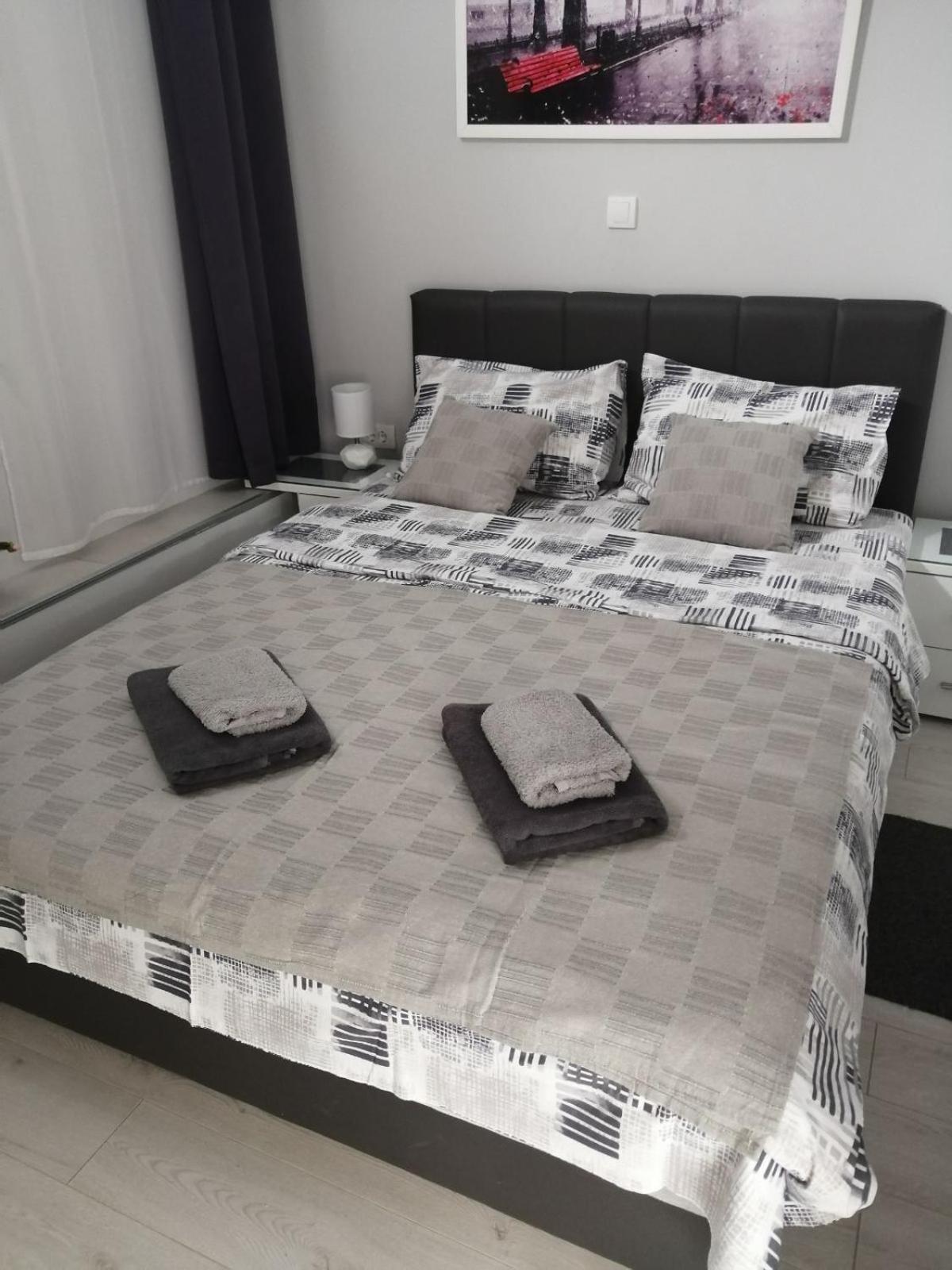 Apartment Gray Luxe